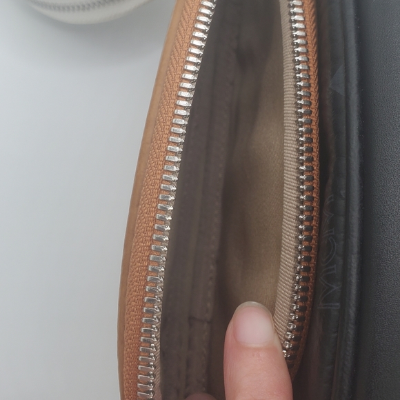 MCM CROSSBODY BAG - Picture 4 of 4